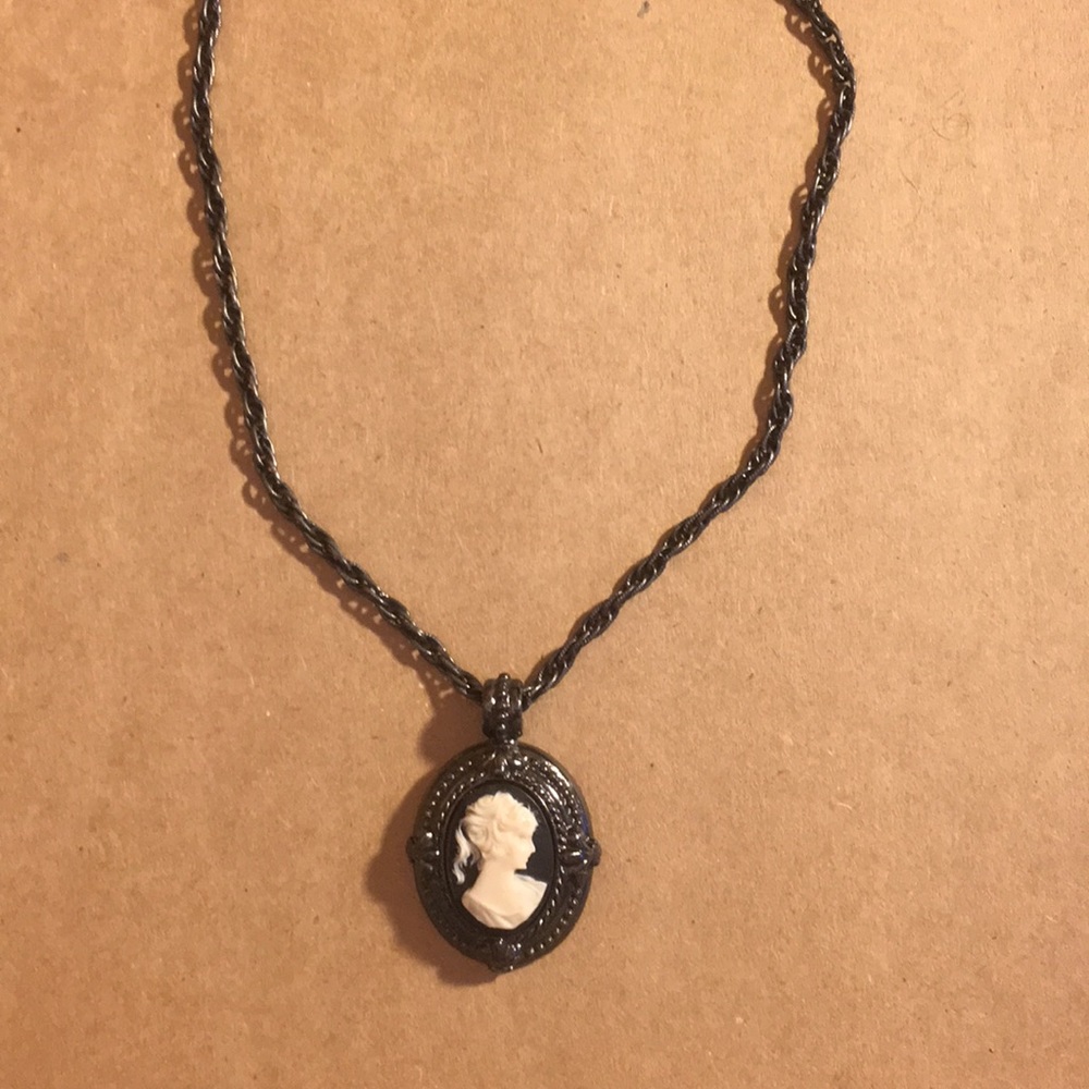 Vintage inspired necklace